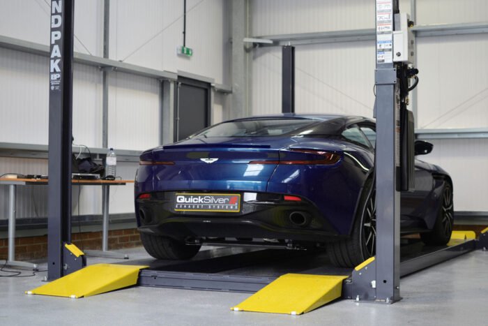 quicksilver-exhaust-system-Aston-Martin-DB11