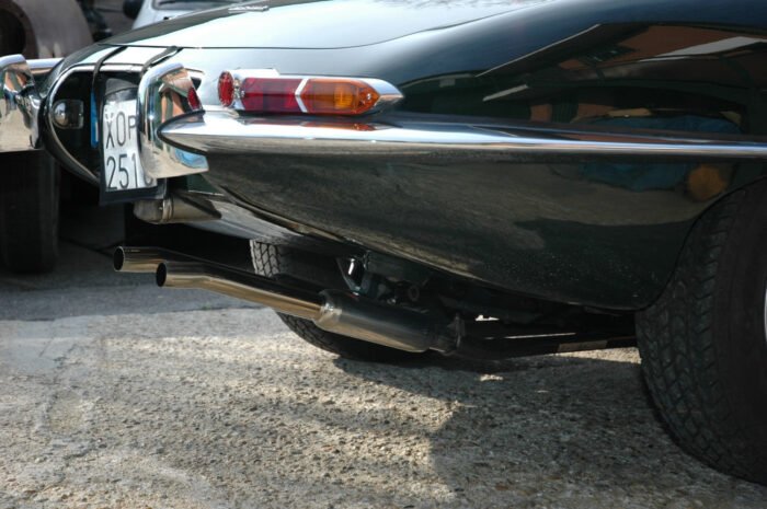 quicksilver-exhaust-system-Jaguar-E-Type