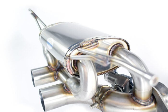 quicksilver-exhaust-system-Aston-Martin-V12-Speedster