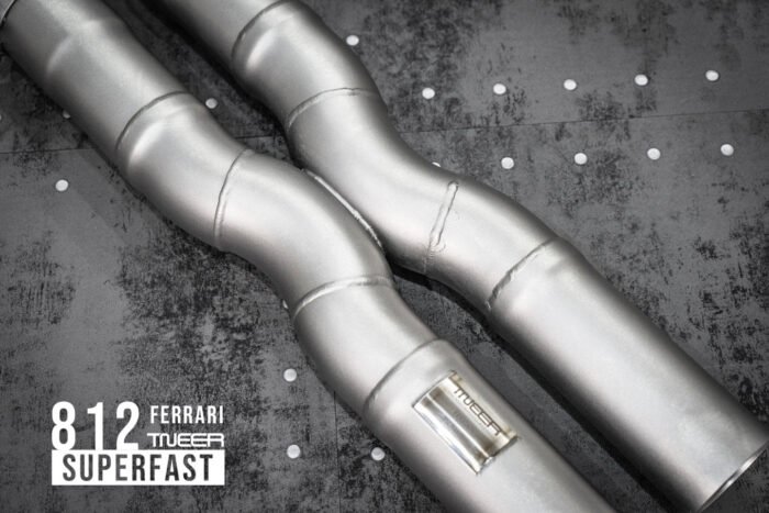 tneer-exhaust-system-Ferrari-812