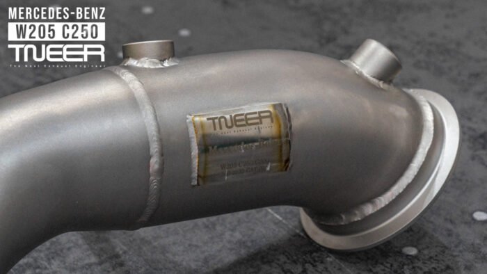 tneer-downpipe-Mercedes-Benz-C-Class