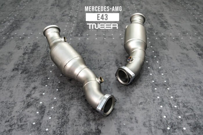 tneer-downpipe-Mercedes-Benz-E-Class