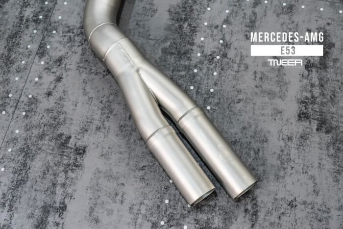 tneer-downpipe-Mercedes-Benz-E-Class